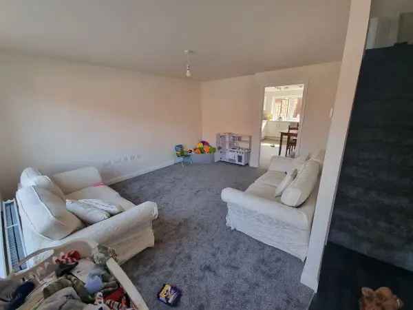 House For Rent in Yate, England