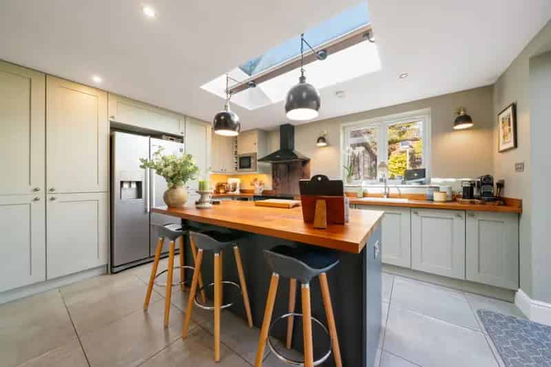 4 Bedroom Edwardian House for Sale