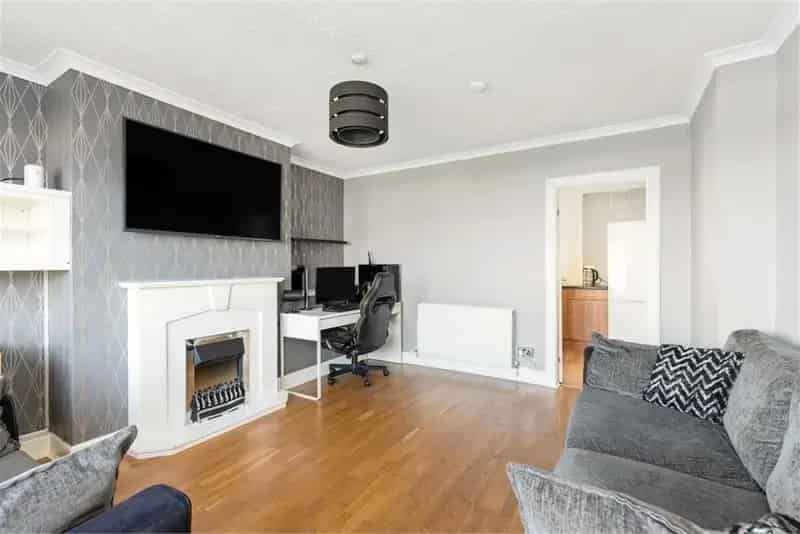 2 Bed Semi-Detached House Gorebridge