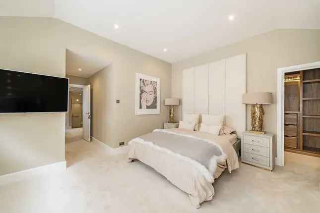 Flat for sale in Jermyn Street, London SW1Y