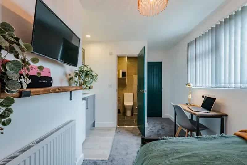 1 Bedroom House to Rent Abercorn Road July August 2025
