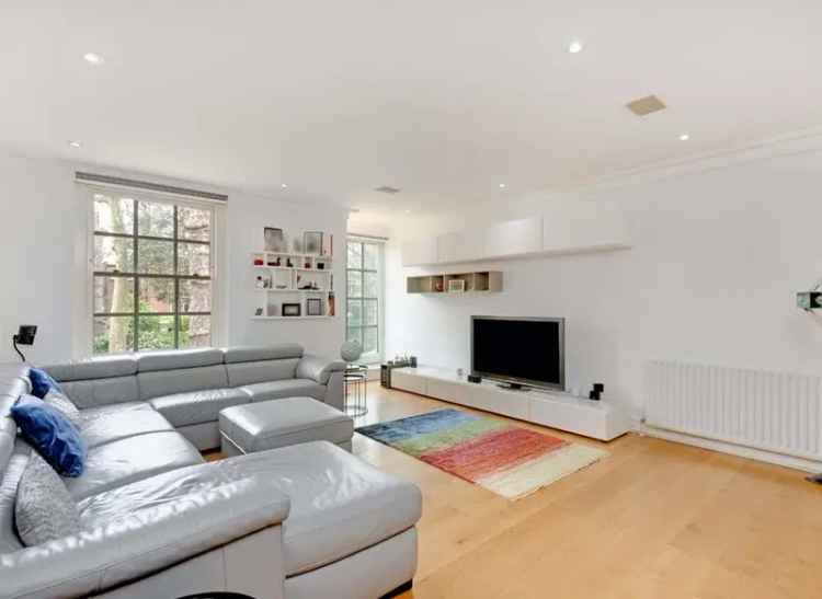 Flat For Sale in Maresfield Gardens, London, England