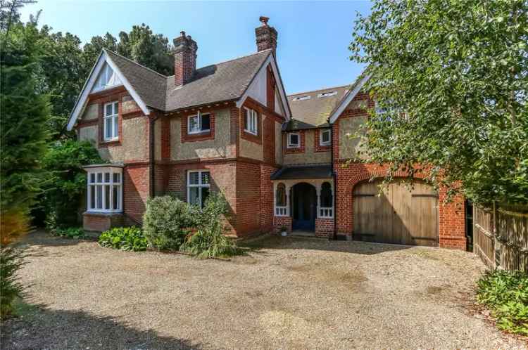 5 Bedroom Detached House Winchester AR Design