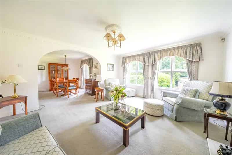 Flat For Sale , Leeds, England