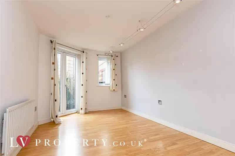 2 Bedroom Apartment Jewellery Quarter Birmingham