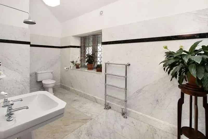4 Bed Grade II Listed Victorian House for Sale