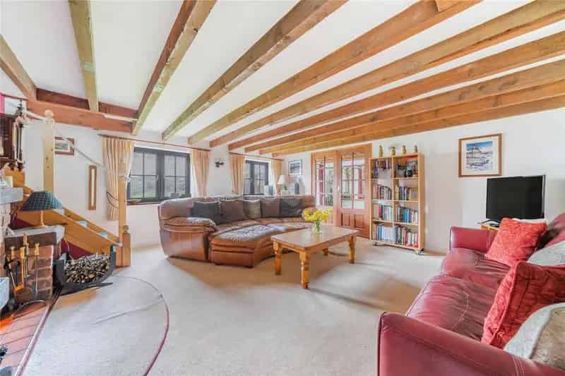 5 Bedroom Barn Conversion For Sale