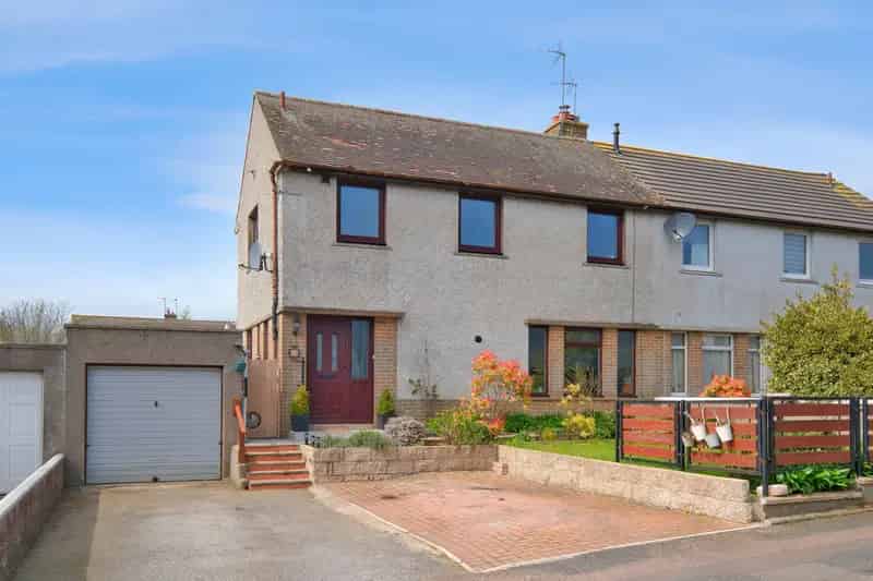 3 Bed End Terrace Home Kingswells Aberdeen