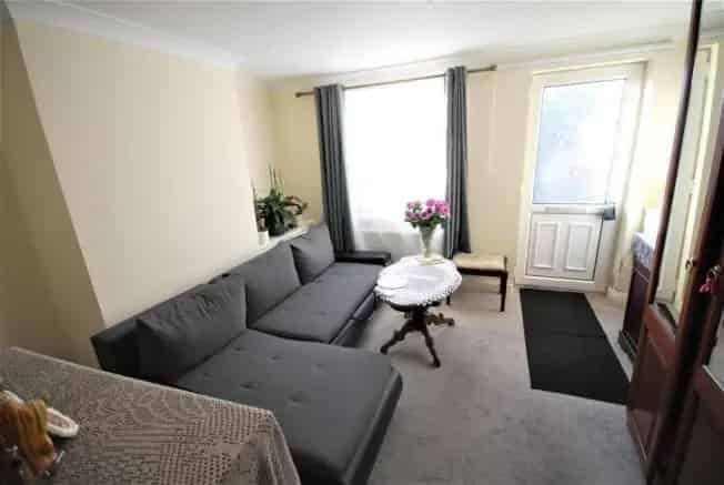 Two Bed End Terraced House Near Spalding Town Centre