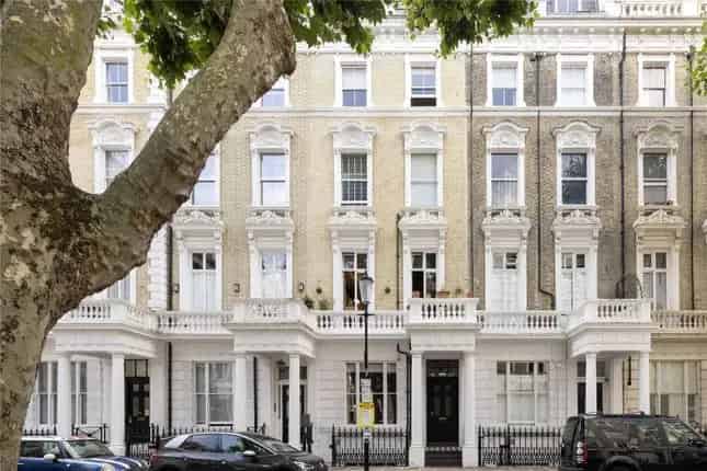 Duplex Apartment near Kensington Gardens