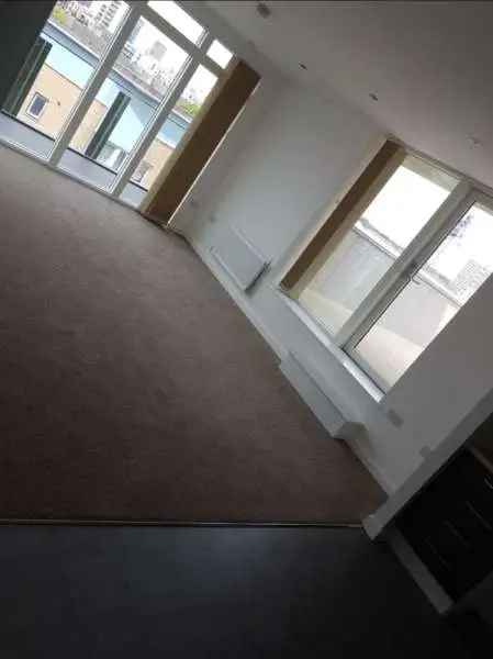 Flat For Rent in Chelmsford, England