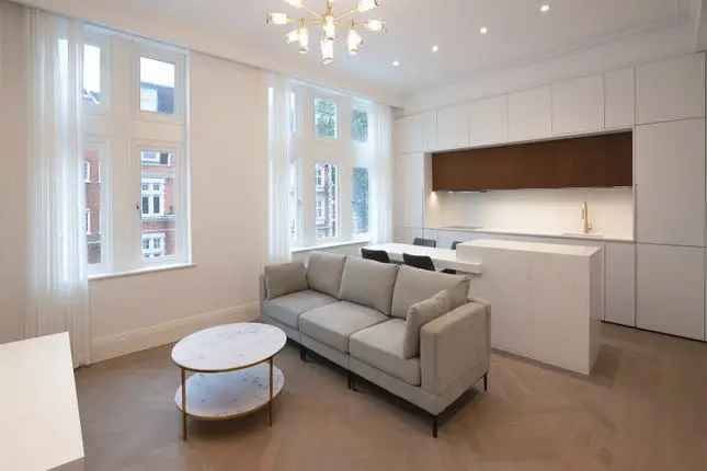 Flat to rent in Palace Court, London W2