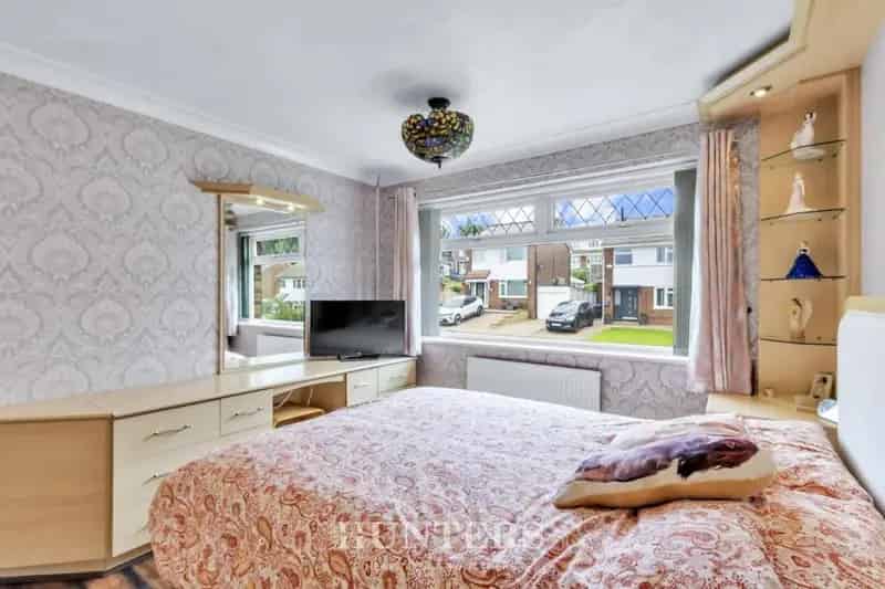 3 Bed Semi-Detached House for Sale Middleton