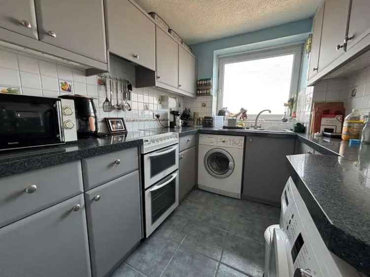 2 Bed Flat for Sale Stunning Sea and City Views Allocated Parking