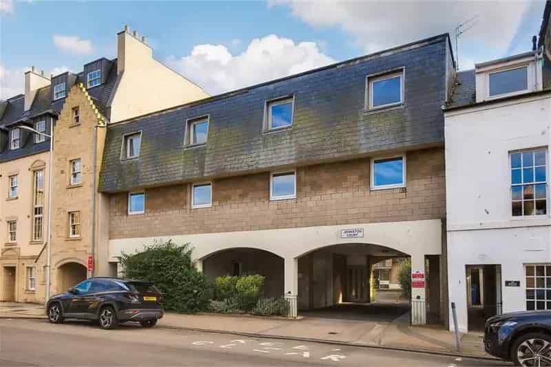 2 Bed Flat St Andrews - Prime Location Near University and Golf