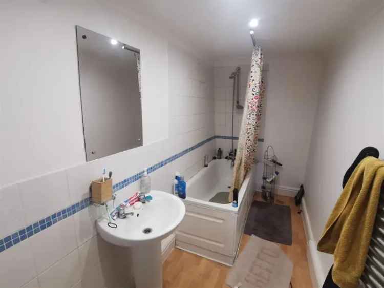 4 Bedroom Maisonette in Bedford Square