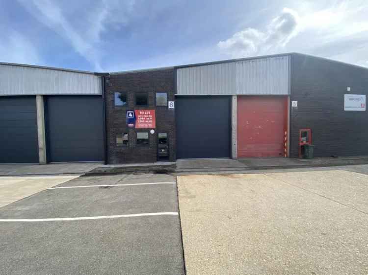 Refurbished Warehouse Unit 3688 sq ft near M40