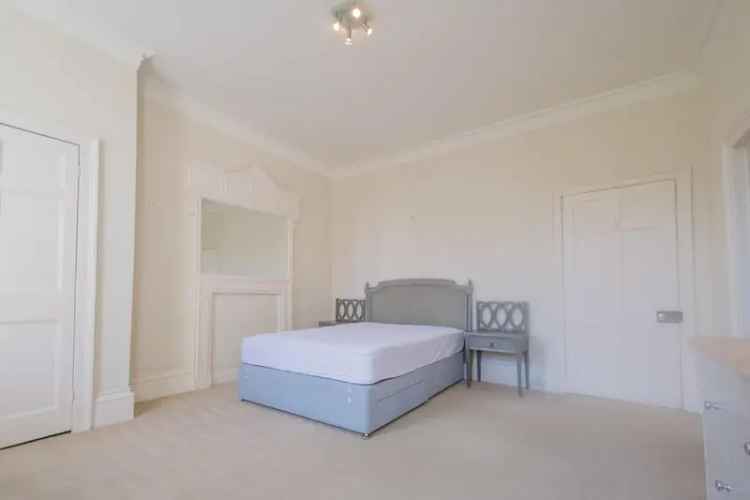1 Bedroom Flat with Amazing Views