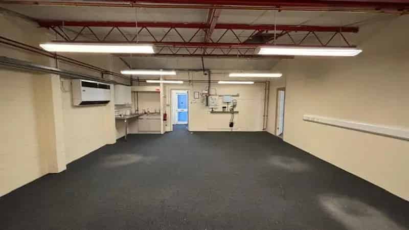 Light Industrial Units Cumbernauld - Refurbished Workshops