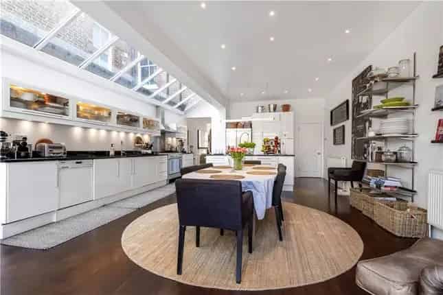 5 Bedroom Terraced House for Sale in Barnes London SW13