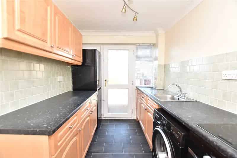 3 Bed Terraced House Near Crossgates Leeds