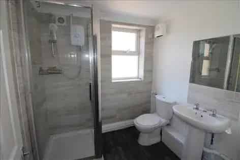 4 Bedroom Ground Floor Flat Southampton Near City Centre and University