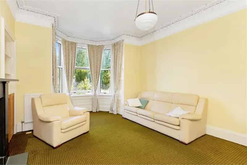 4 Bed Semi Detached House with 2 Reception Rooms Edinburgh