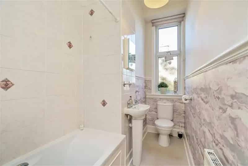 1 Bed Flat Shandon Edinburgh Private Gardens