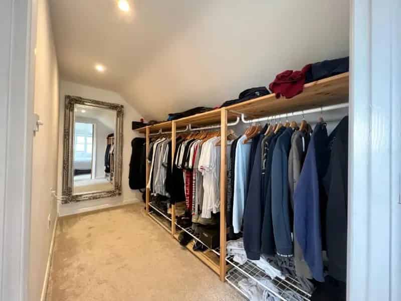 4 Bed House for Sale Deceptive End Terrace Family Home
