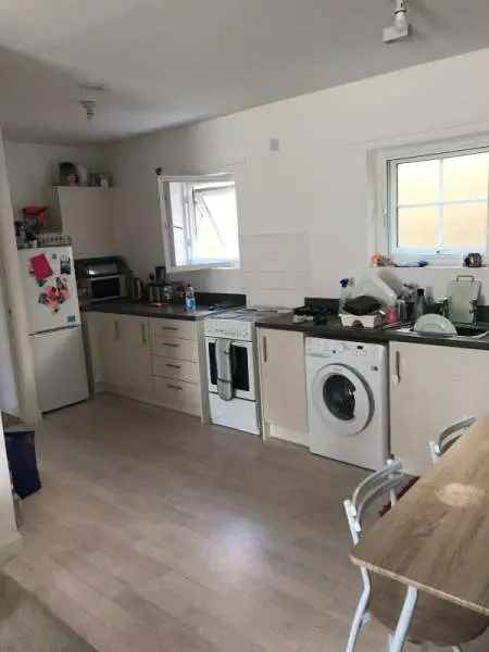 Flat For Rent in North Hertfordshire, England