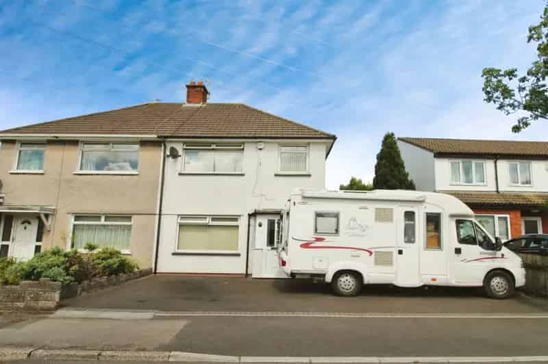 3 Bedroom Semi-Detached House For Sale