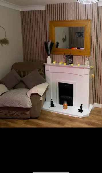 House For Rent in North East Derbyshire, England