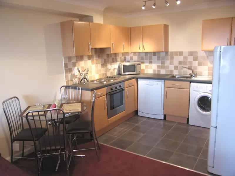 Modern Two Bedroom Apartment Fully Furnished Pets Considered