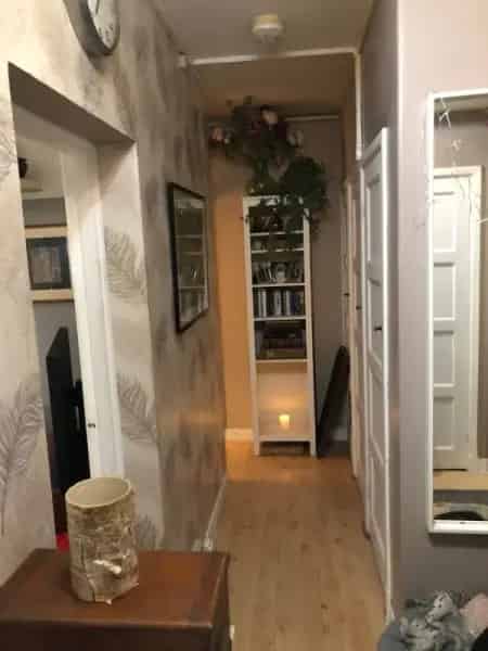 Spacious Ground Floor Flat with Balconies Close to Park and Schools