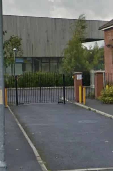 2 Bedroom Flat 2010 Building Private Parking Garden