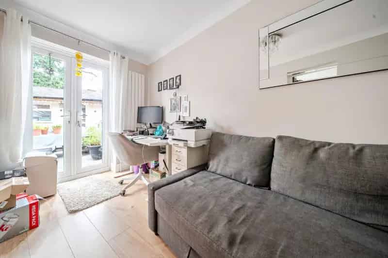 3 Bed End Terrace House for Sale in Tadley