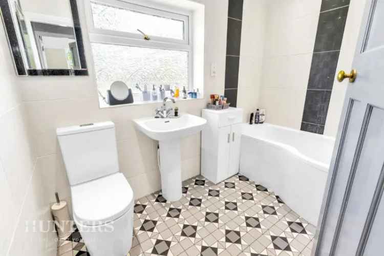 3 Bed House for Sale in Failsworth, Manchester
