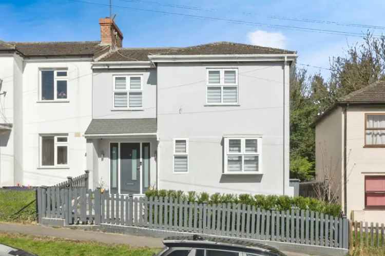 Four Bedroom Home Near Town Centre