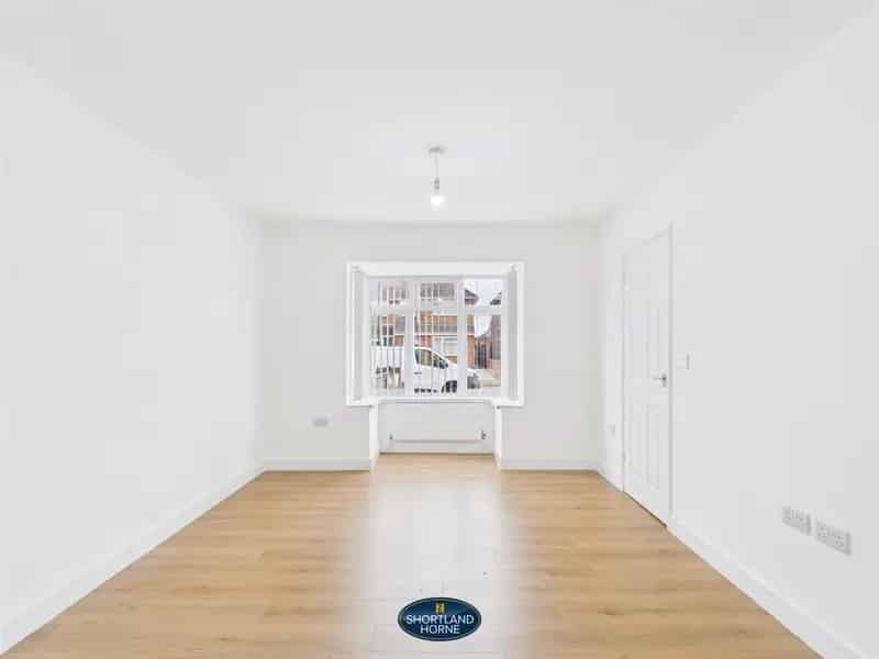 3 Bedroom End Terrace House to Rent Aldermans Green