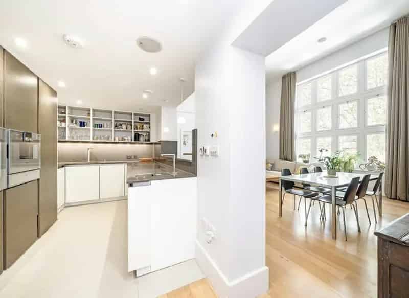 Spacious Victorian School Conversion Apartment  Camberwell Grove