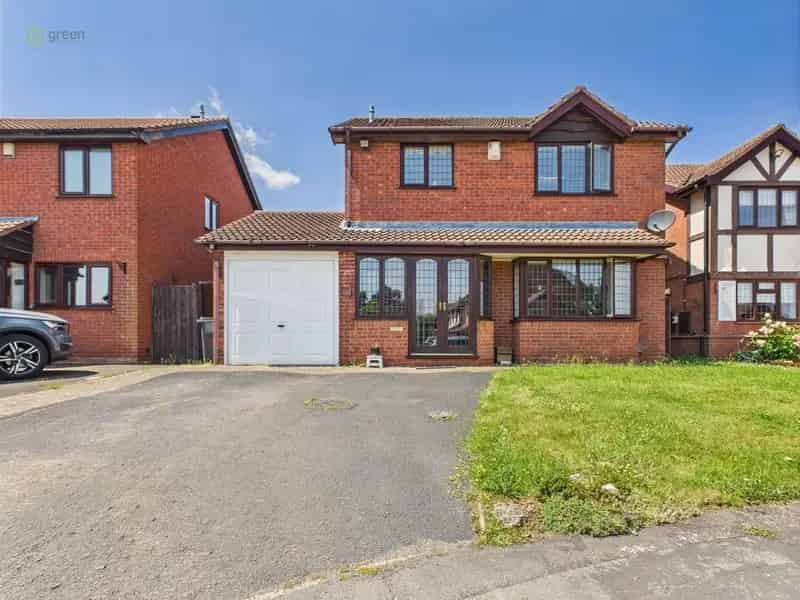 3 Bedroom Detached House For Sale