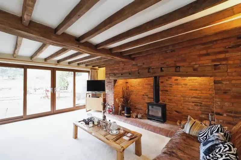 Stunning Barn Conversion with Aga and Countryside Views