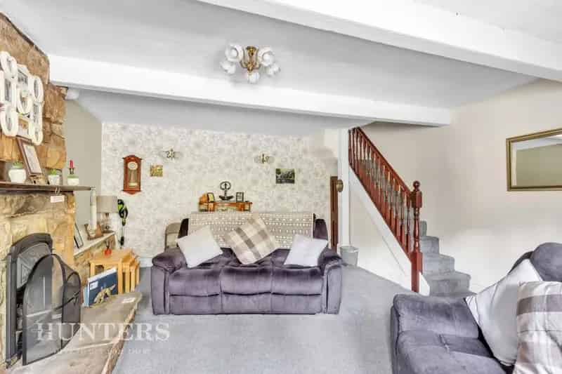 2 Bedroom Character Cottage For Sale