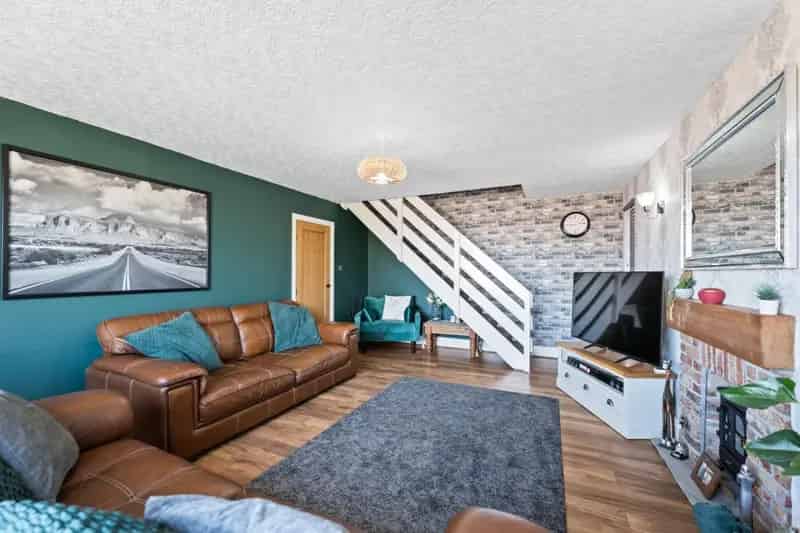 4 Bedroom Detached Dormer Bungalow For Sale in Wingerworth
