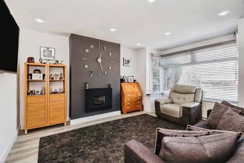 3 Bed Semi Detached House for Sale