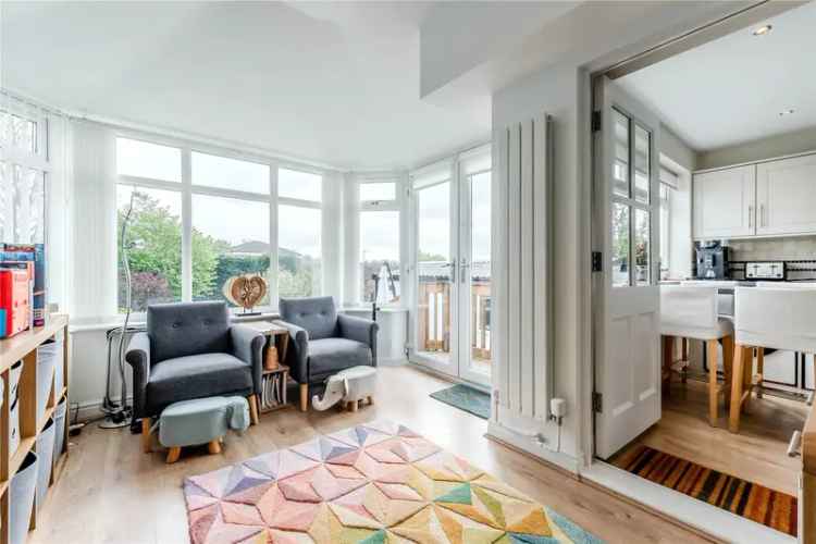 House For Sale in Leeds, England