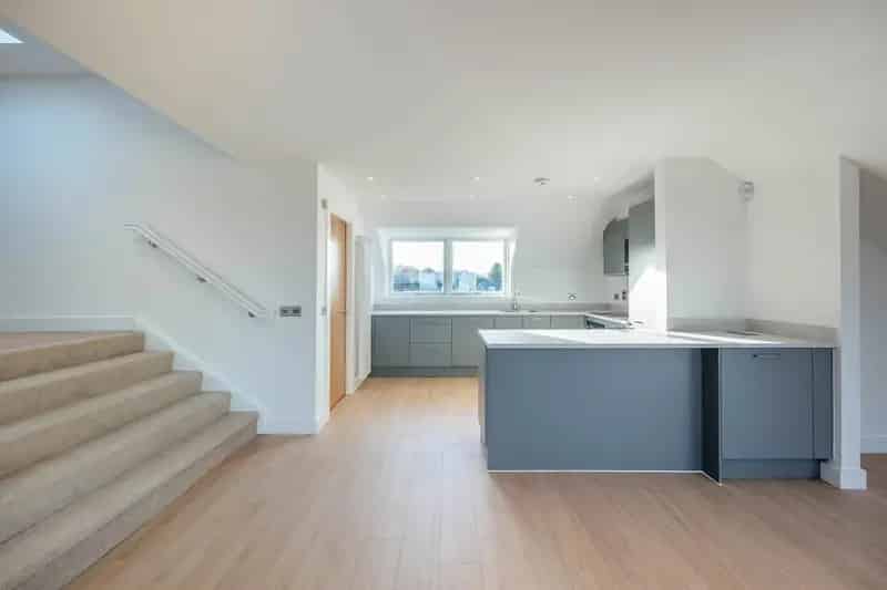 Luxury 2-Bed Penthouse Apartment Craiglockhart Edinburgh