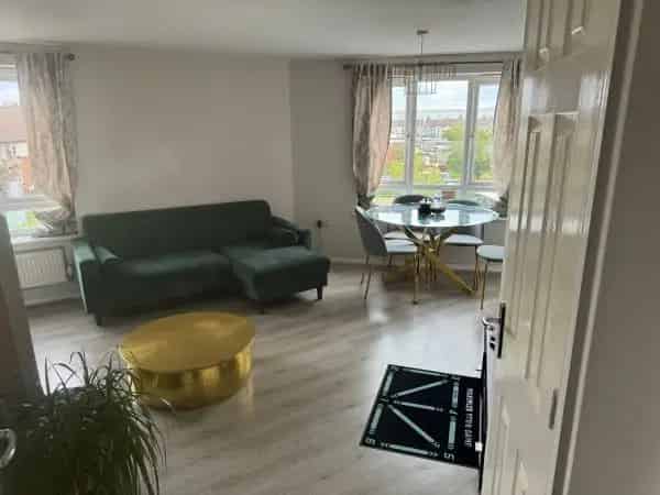 Flat For Rent , Thurrock, England
