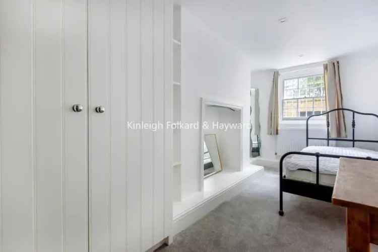 3 Bed Split Level Apartment  Contemporary Feel Private Garden