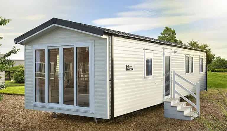 2 Bedroom Park Home Near Beach - Pet-Friendly Resort